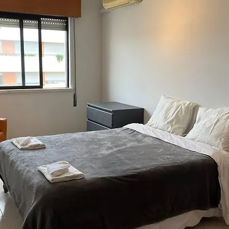 Апартаменты Cozy 2 Bedroom In Olhao Quelfes